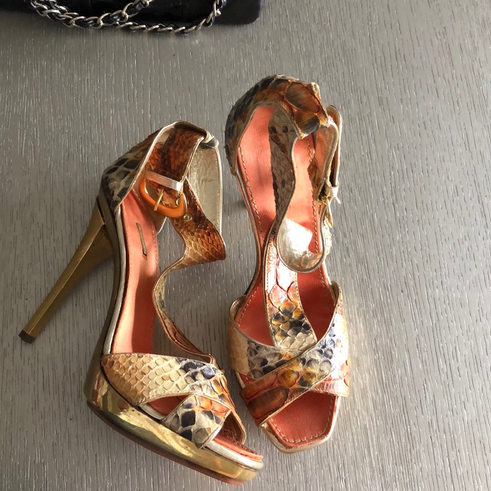 New Massimo Dogana sandals size 7